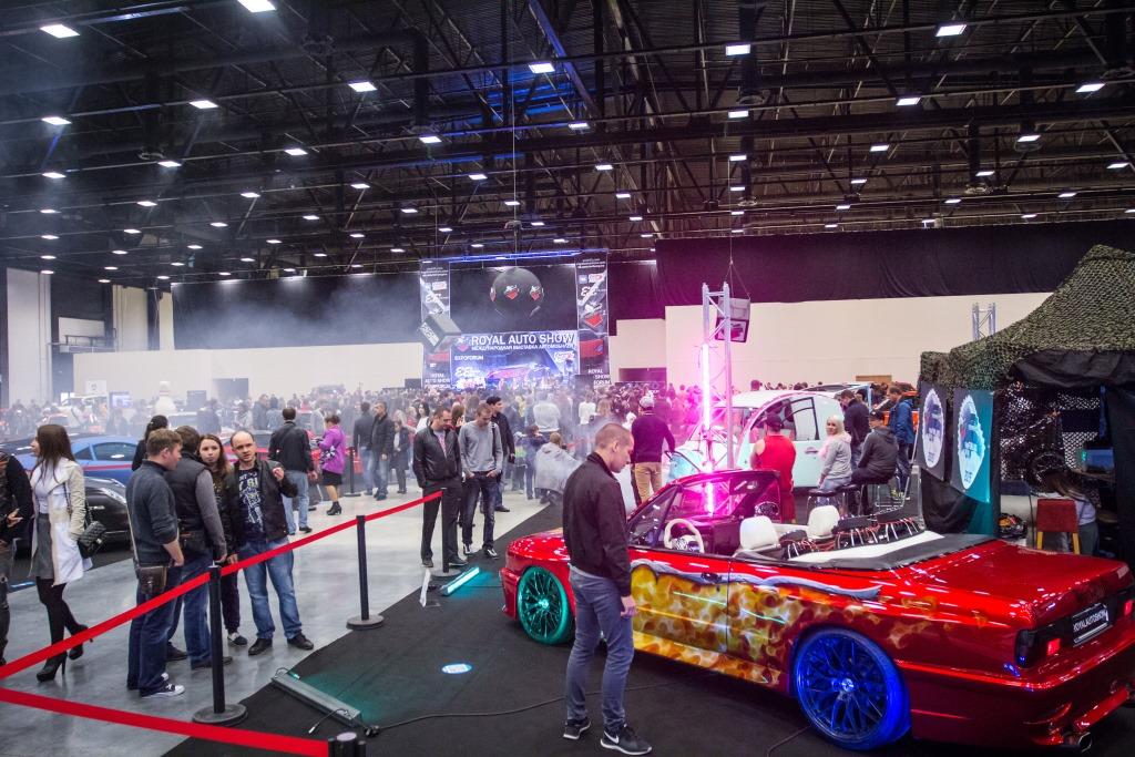 Выставка Royal Auto Show в Экспофорум в Санкт-Петербурге